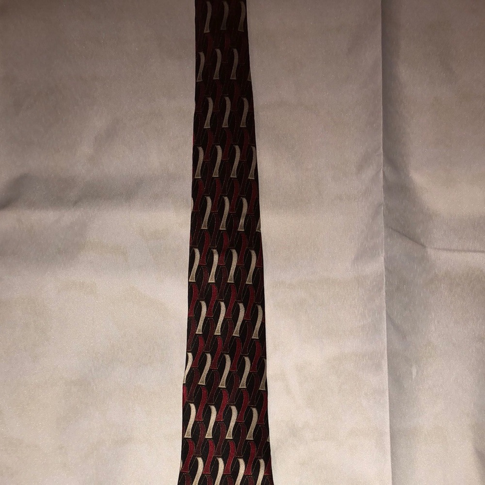 ♦️Red & Black Tie ⚫️